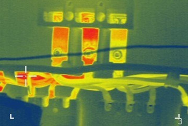 红外热像仪助力光纤激品控、镜有独特优势?